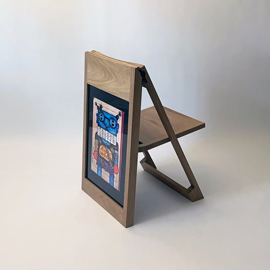 PicChair in natural oak; side view of chair.